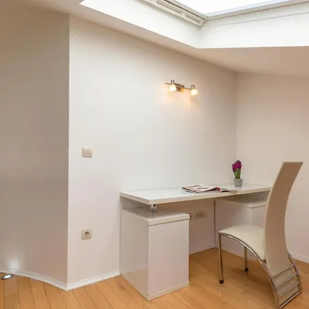 Lovely In With Kitchenette