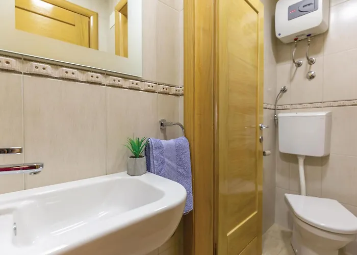 Put Zuke Croatia * Makarska